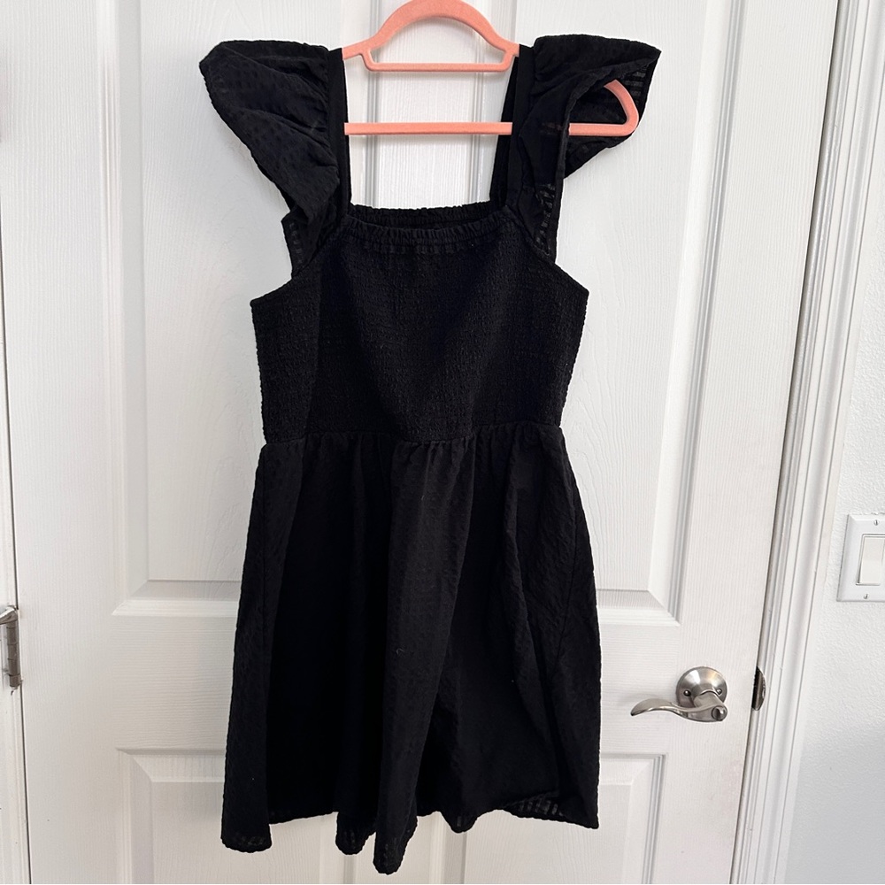 Old Navy // Fit and Flare Black Dress